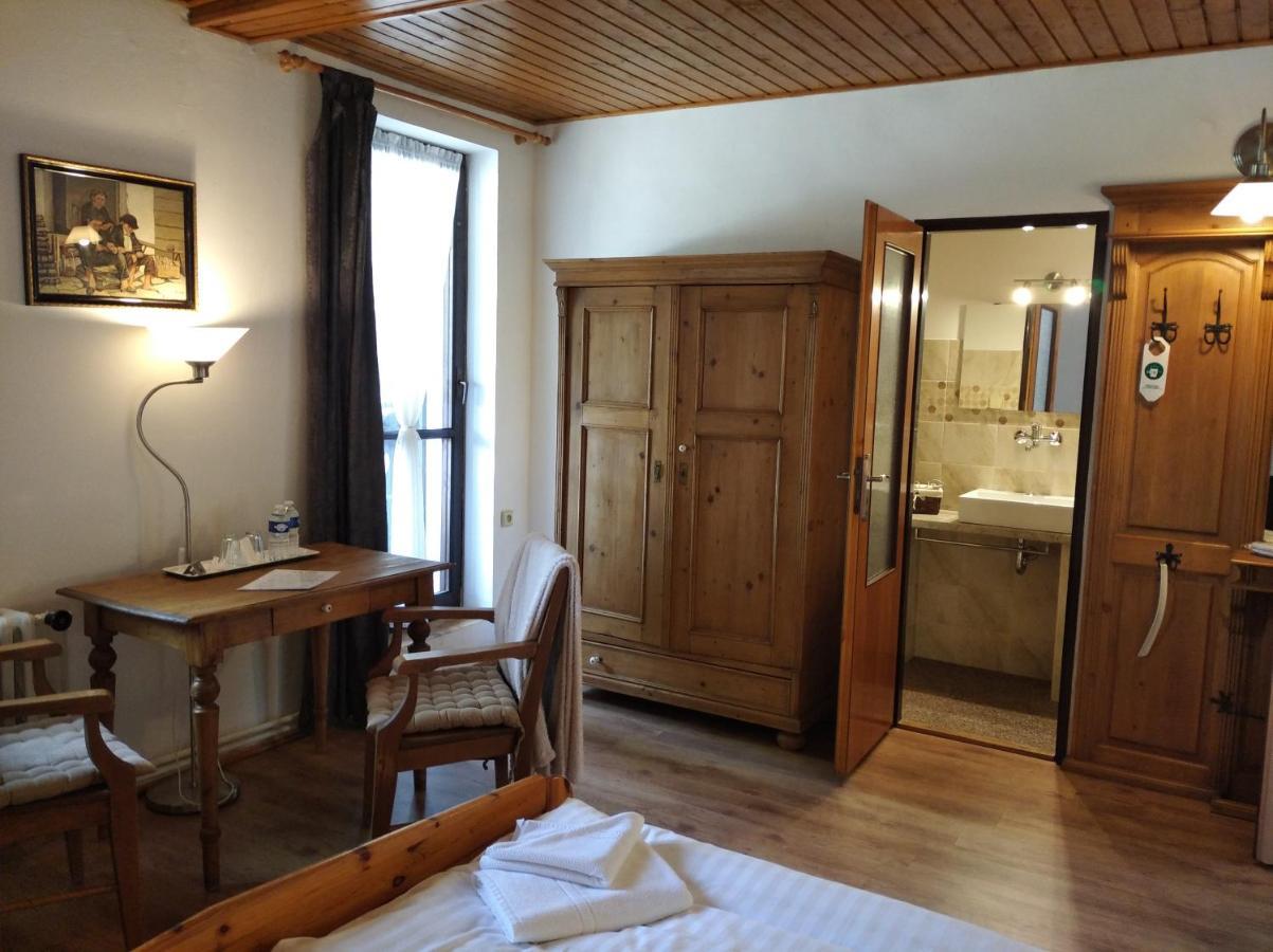 Hotel V Nebi Josefŭv Dŭl Esterno foto