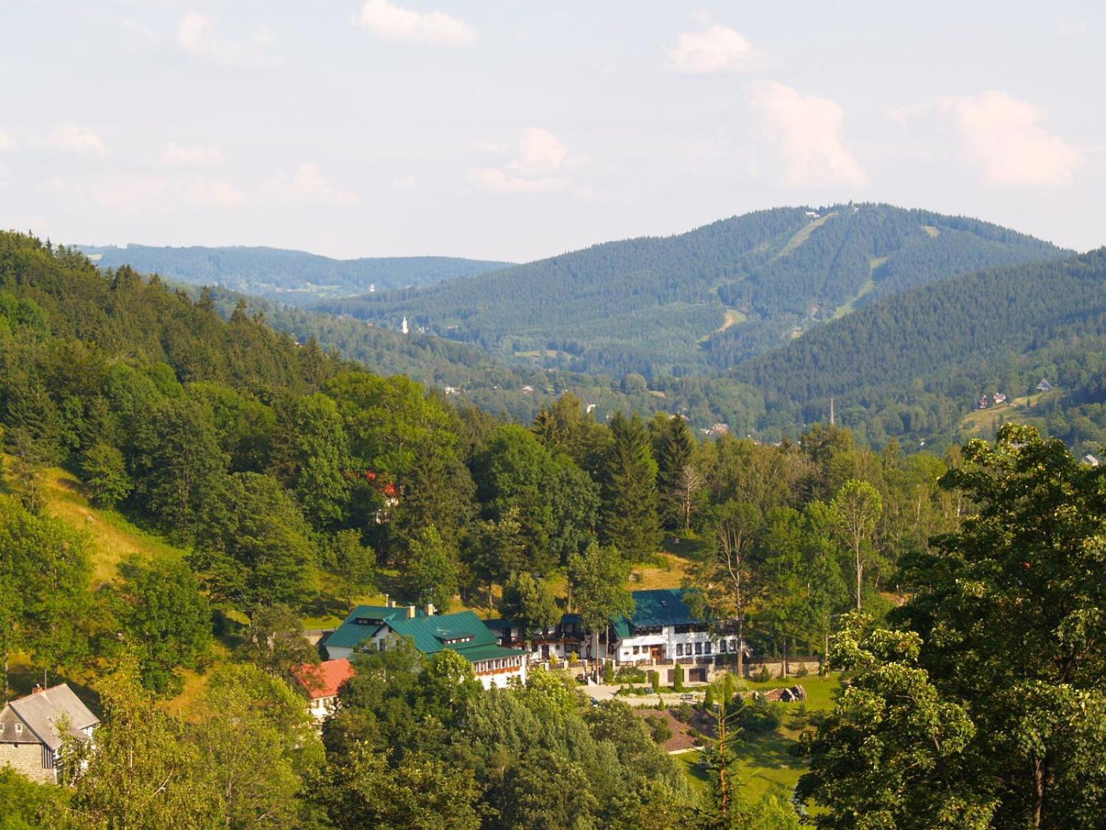 Hotel V Nebi Josefŭv Dŭl Esterno foto